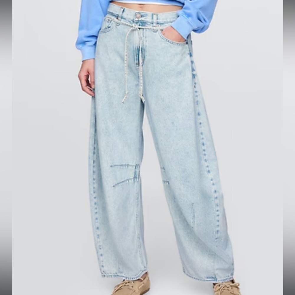 GAP Horseshoe high rise acid wash jeans 31